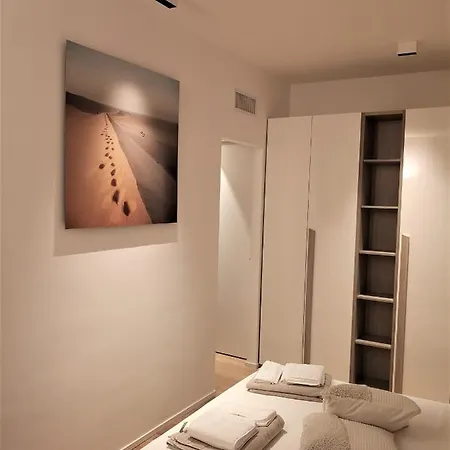 Meta Italy Da Enzo Apartamento *